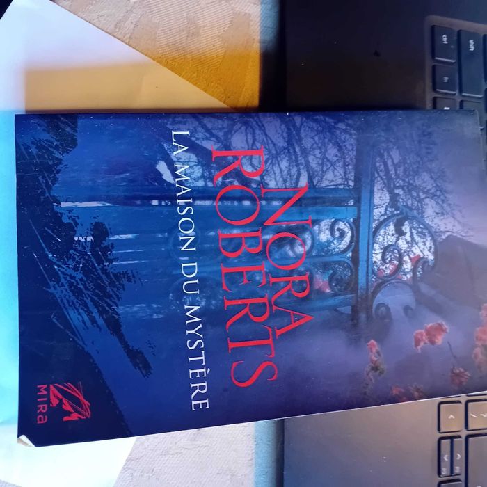 Nora Roberts, La Maison du Mystere