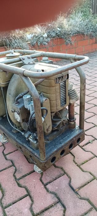 Agregat prądotwórzczy zabytek 1958 rok