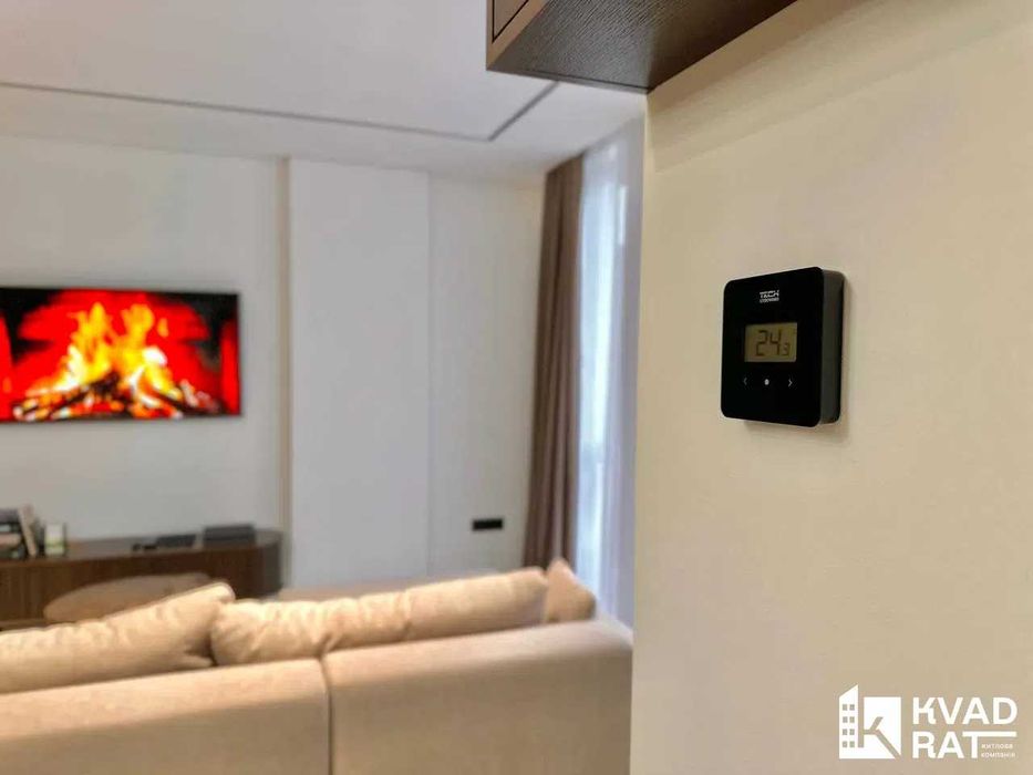 Продаж 2-кімнатної квартири з великою кухнею-студією