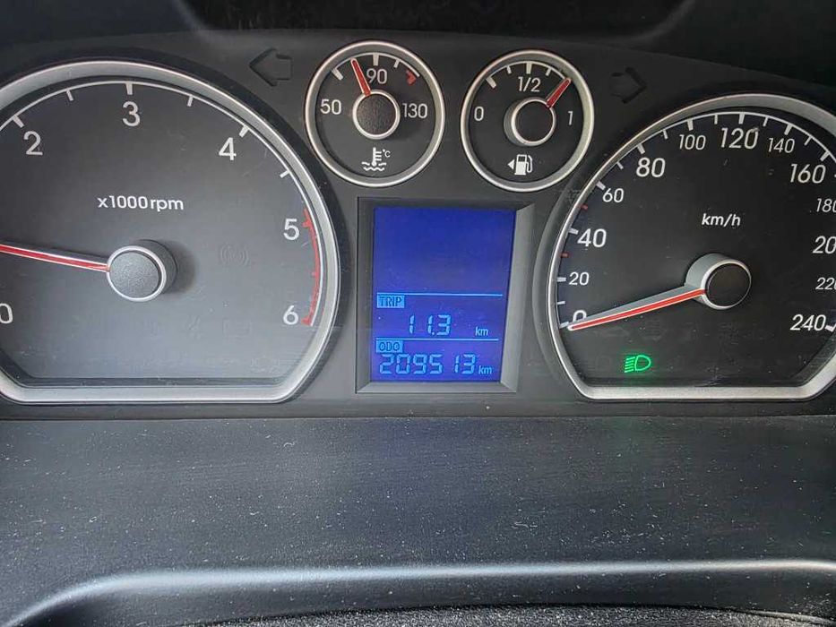 HYUNDAI I30 samochód osobowy