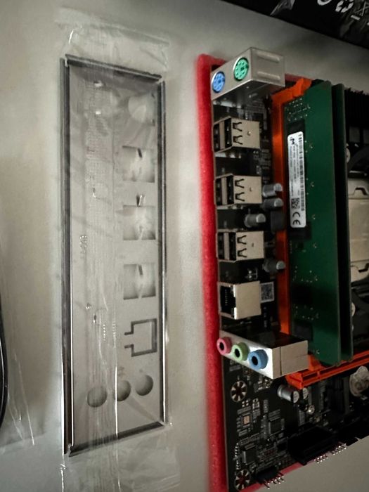 Комплект X99 LGA2011-3 Xeon E5 2650 V3 10/20 ядер + DDR4 16Gb