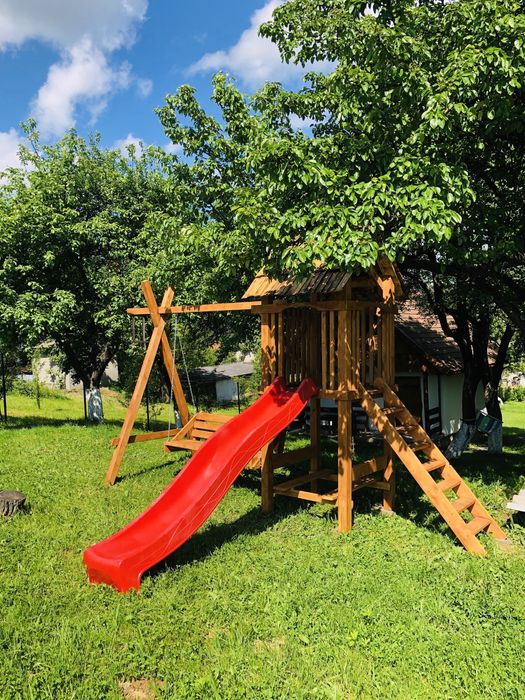 Садиба ЕКО-ДІМ, з власним Чаном та басейном відпочинок в Закарпатті