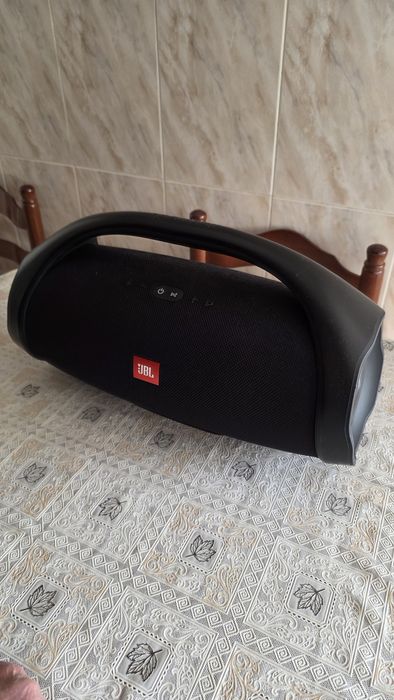 Coluna JBL bommbox