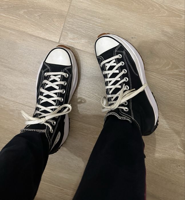 Converse Run Star Hike