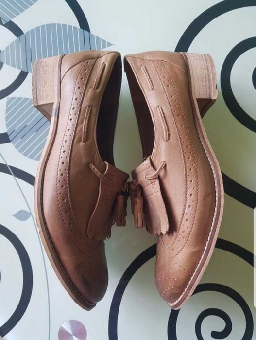 Туфлі-лофери,  шкіряні .