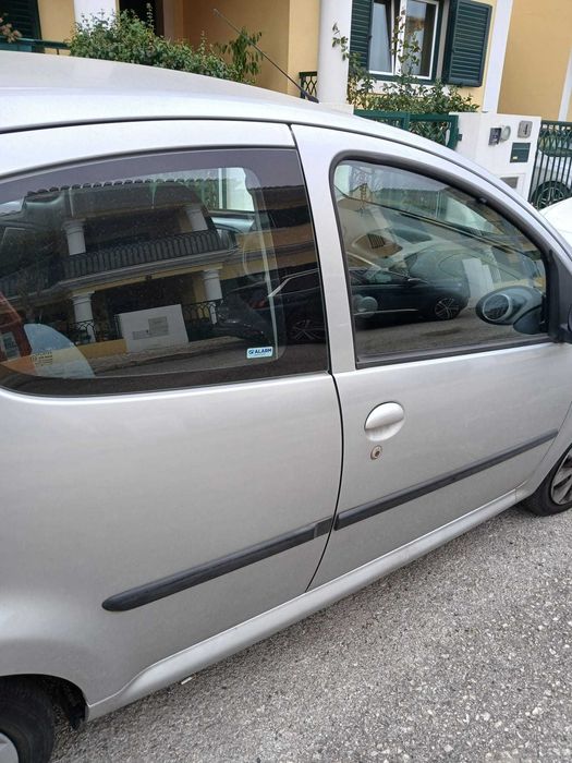 Citroën C1 1.0 Gasolina | 2013 | 106.000 km | Excelente Estado — fotografia 3