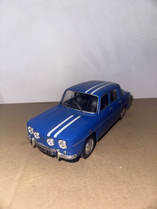 Renault 8 Gordini escala 1:24