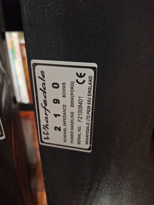 Colunas Profissionais Wharfedale 2190 (Conjunto de 2)