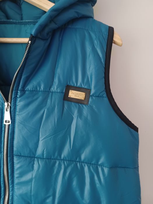 Kamizelka z kapturem turkusowa Made in Italy