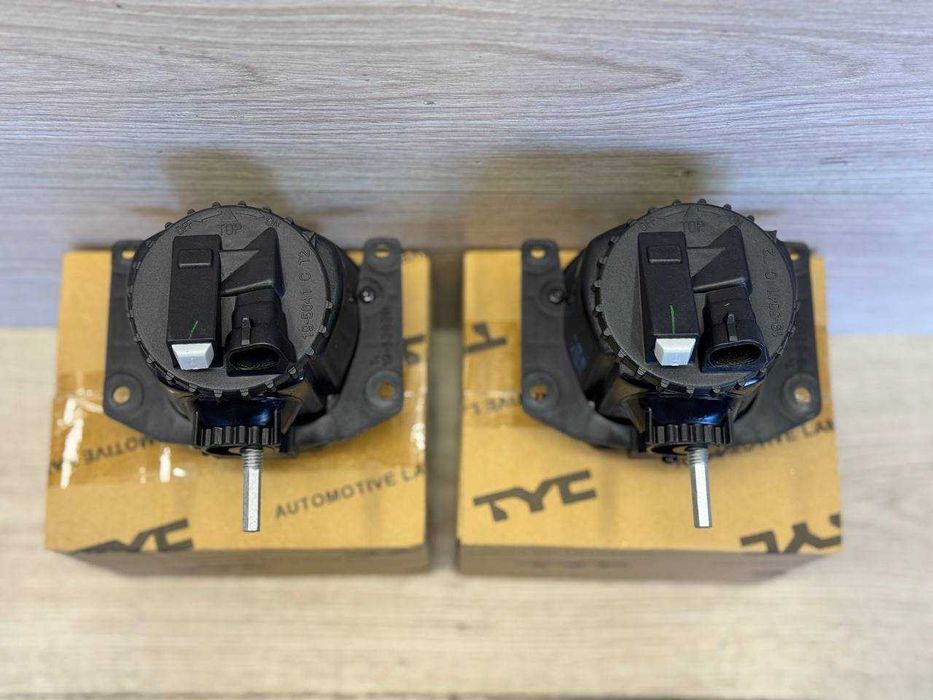 Протитуманка Туманка фара Alfa Romeo 159 Альфа Ромео