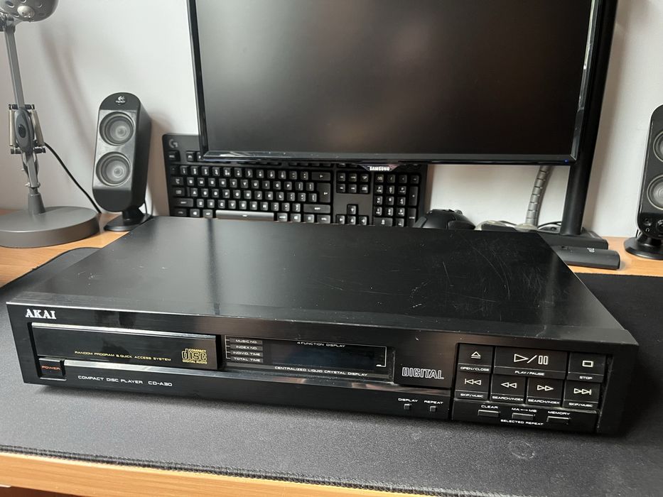 Akai CD-A30 na części