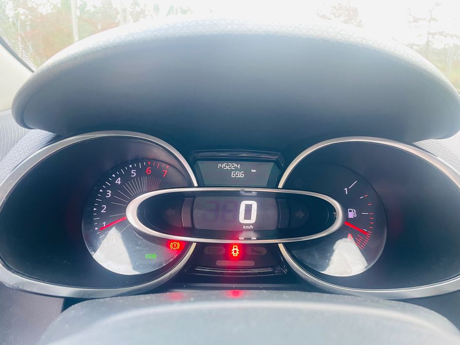 Renault Clio Sport Tourer 0.9 TCe Limited *Excelente Oportunidade*