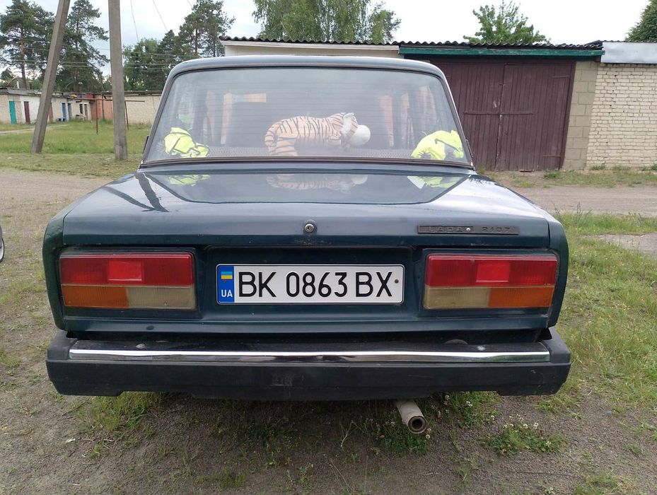 Жигуль ВАЗ 2107.