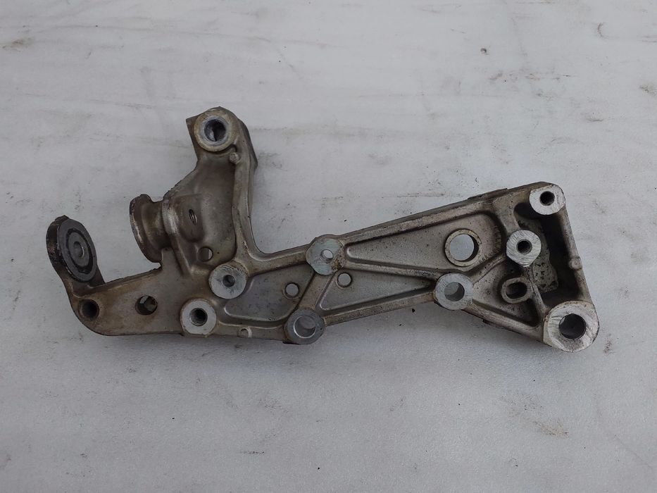 Braço de suspensão frente esquerdo VOLKSWAGEN Scirocco (137, 138)