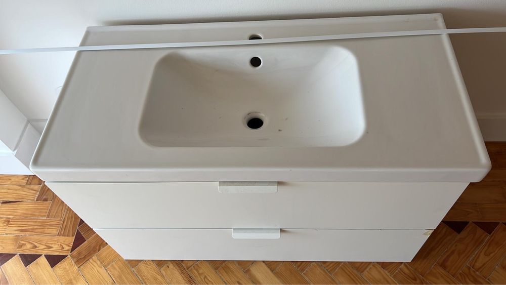 Lavatorio de casa de banho do ikea tannforsen/orrsjon.