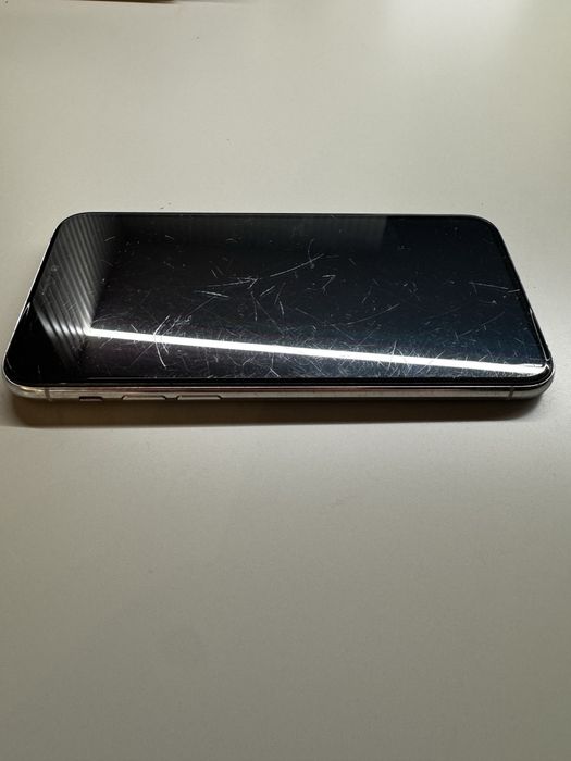 iPhone 11 Pro 256 GB – sprawny, duża pamięć