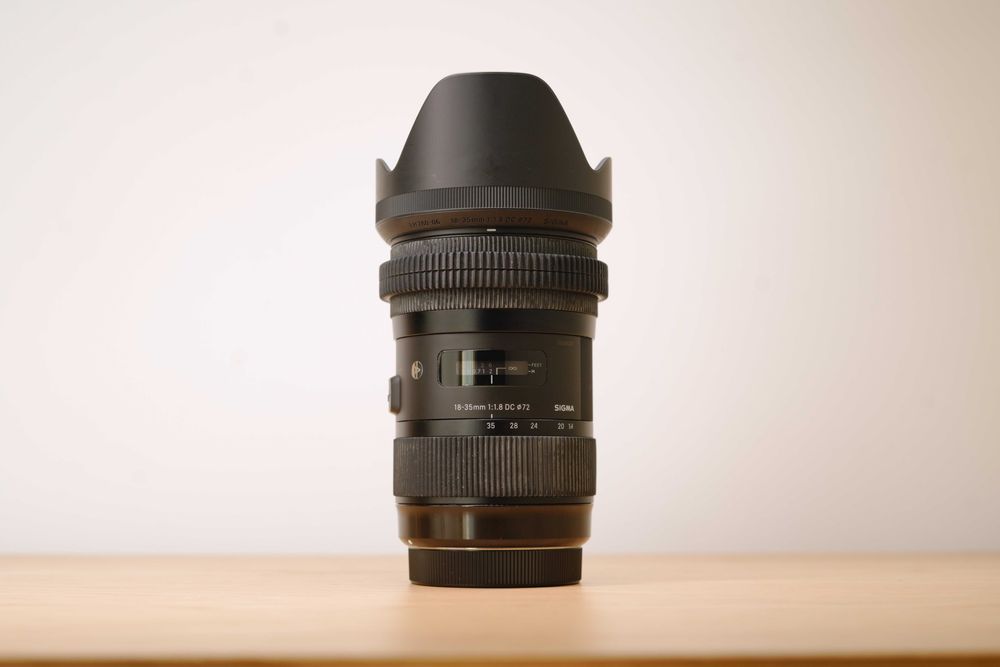 SIGMA Art 18-35mm F1.8 EF - Mount Canon