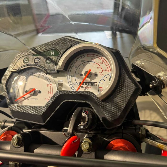 SWM ATX 125 DE 2024 COM 690 KMS