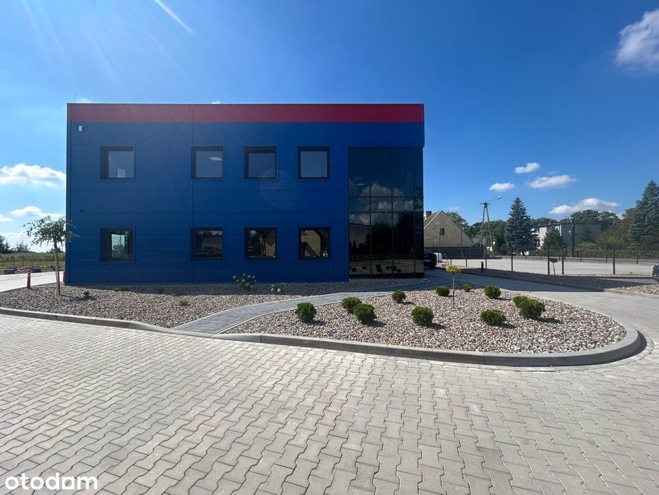 Atrakcyjny lokal położony w nowoczesnym biurowcu/z parkingiem