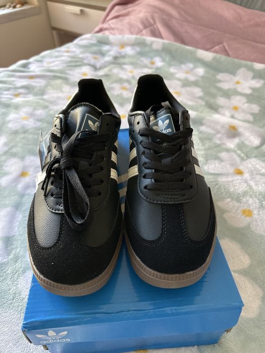 Adidas Samba Pretos. Novos na caixa. Tamanho 43