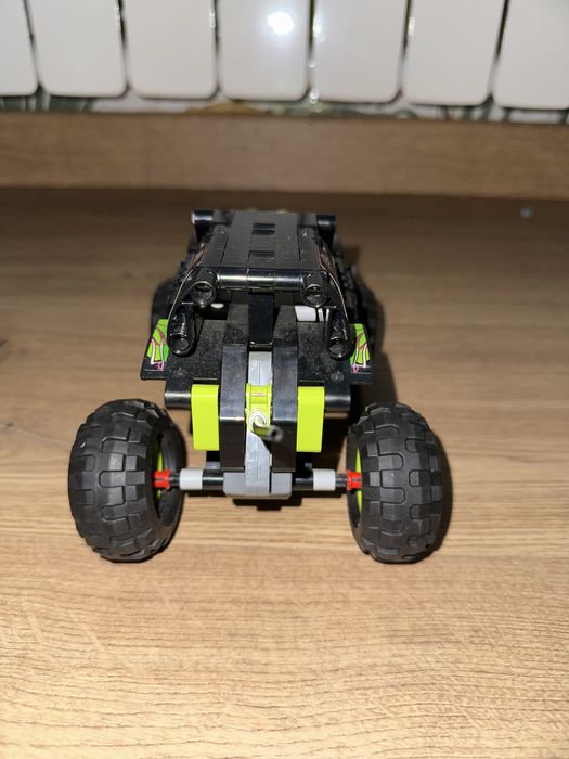 Конструктор LEGO Technic Monster Jam Grave