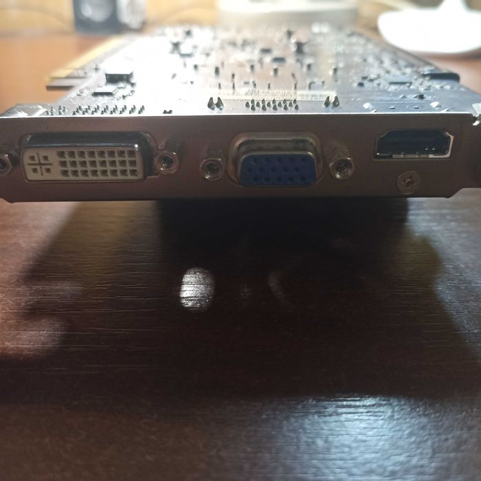 Видеокарта Asus PCI-Ex Radeon HD 6770 (не рабочая)