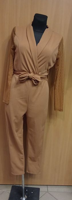 Kombinezon elegancki