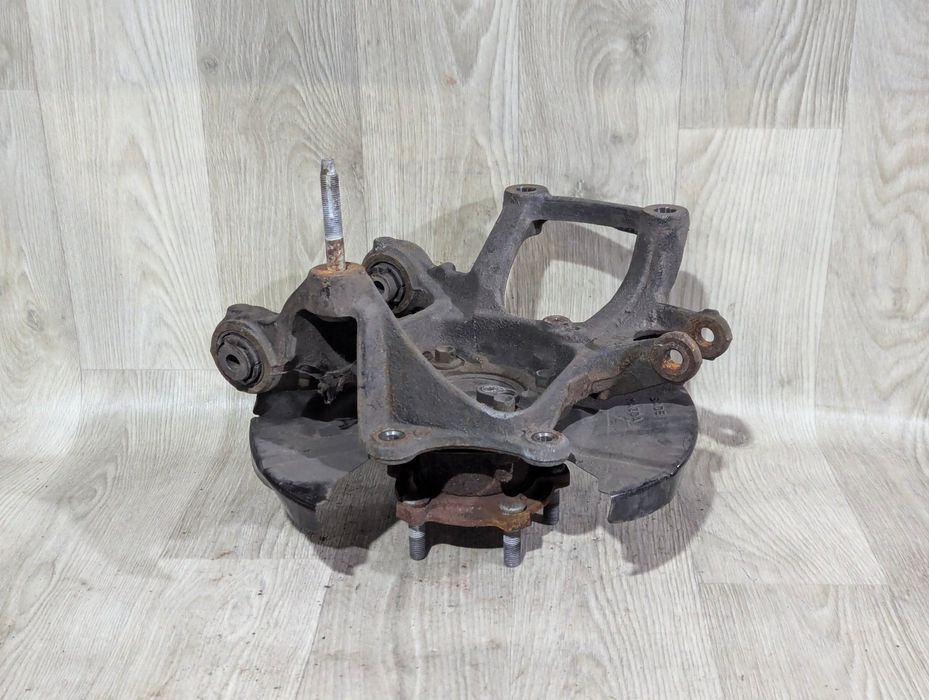 Mazda 3 BM Цапфа кулак поворотный задний правый левый 13-B45A2612X