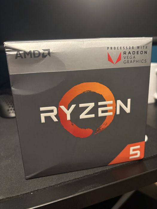 AMD Ryzen 5 2400g z chłodzeniem