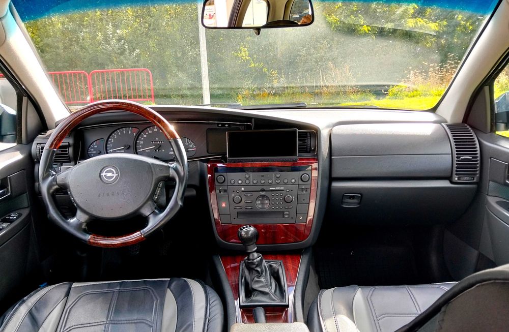 Opel Omega - Design Edition 2001