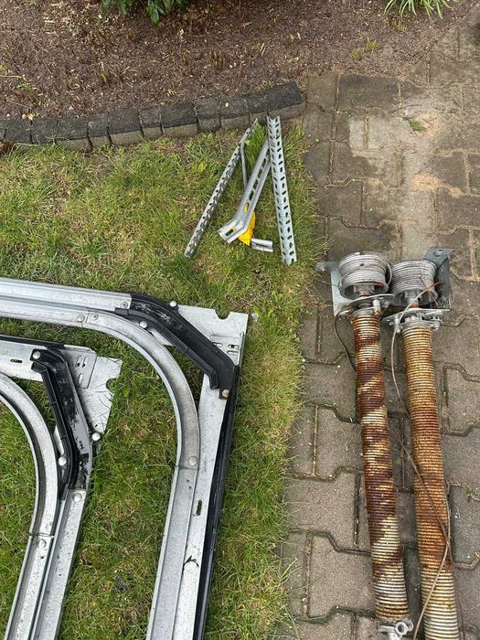 brama garażowa segmentowa