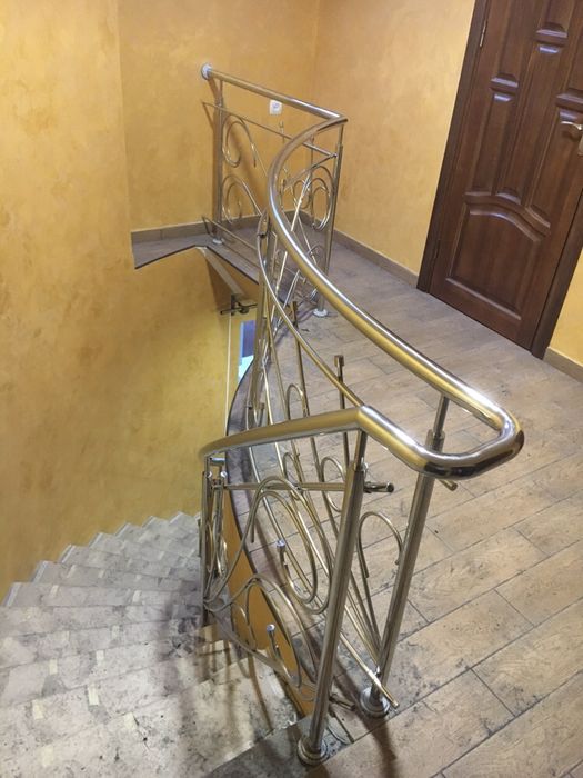 Перила з нержавійки,балкони,забори,ришотки на вікна,меблі з нержавійки