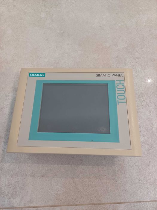 Panel HMI Siemens 6AV6 545-0CA10-0AX0
