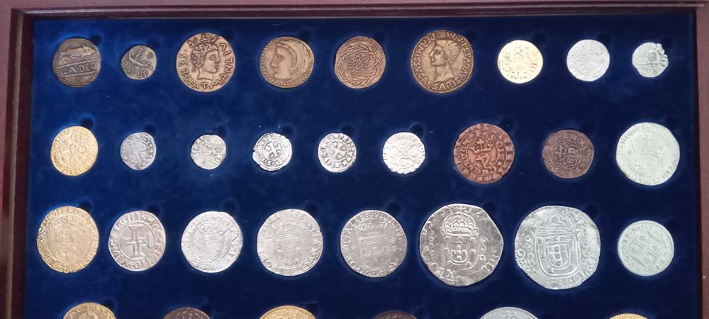 Moedas e Notas de Nossa História - - - - - Colecção