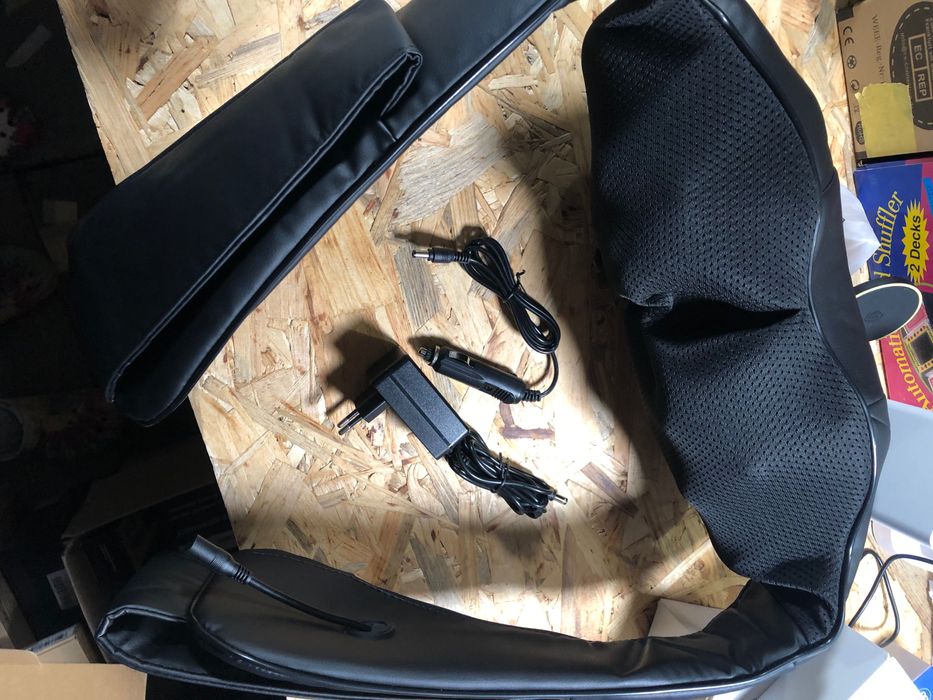 Масажер для шиї та для всього тіла