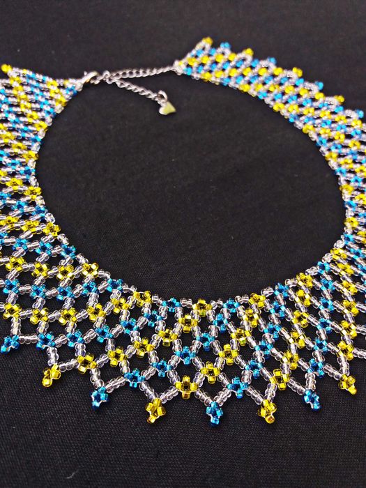 Ніжна синьо-жовта силянка (намисто)