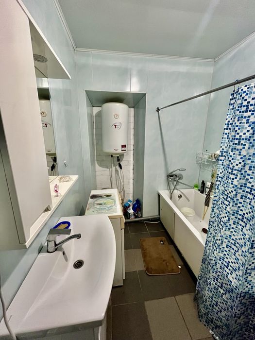 Продам дом- квартиру на землі