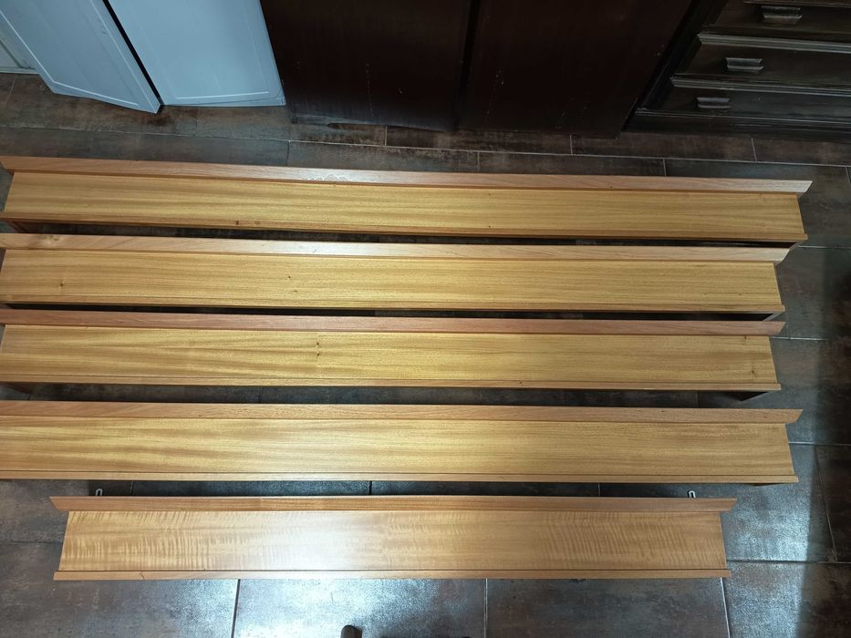 Sanefas em madeira tola