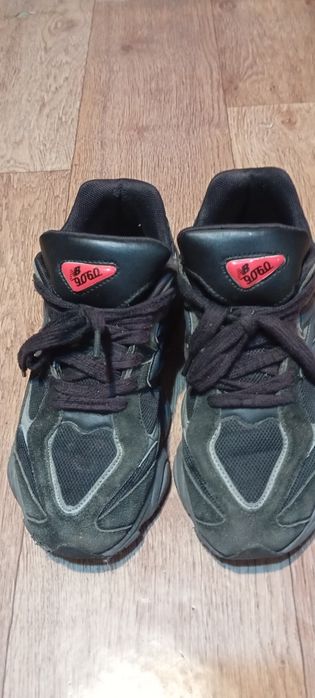 Продам кросівки чоловічі,б/у