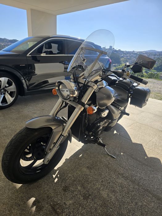 Susuki Intruder 800