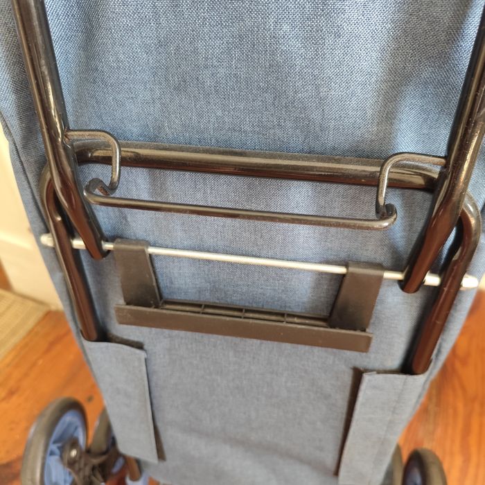 Carrinho de compras (trolley)