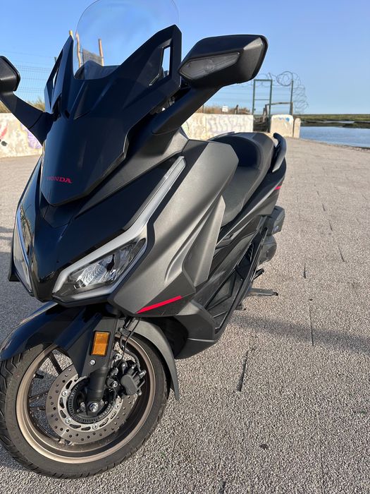 Honda Forza 125 Special Edition (2025). Garantia.