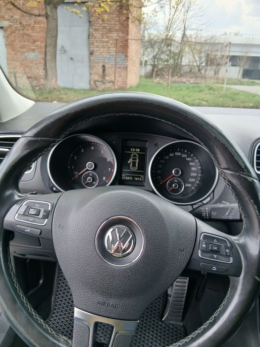 Продам гольф6  2011р 1.2 бензин
