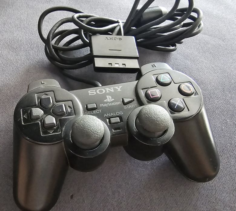 Konsola PlayStation 2 Fat PS2 Satin silver SCPH-50003 pad gra karta pamięci Sony