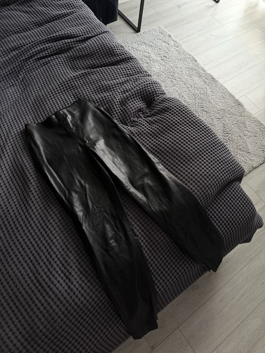 Шкіряні штани Mango хс