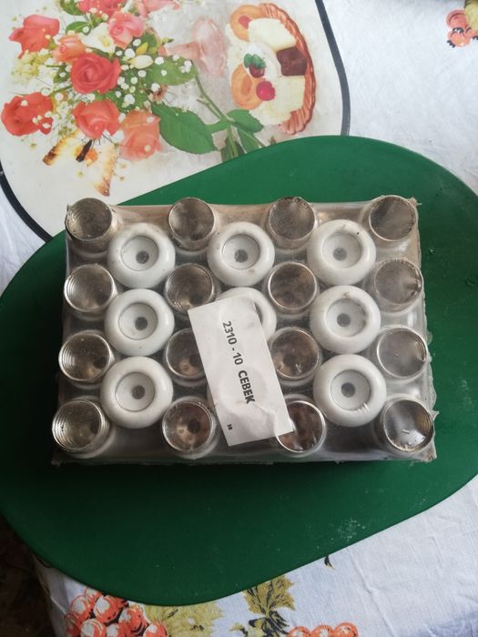 Głowka bezpiecznikowa porcelanowa