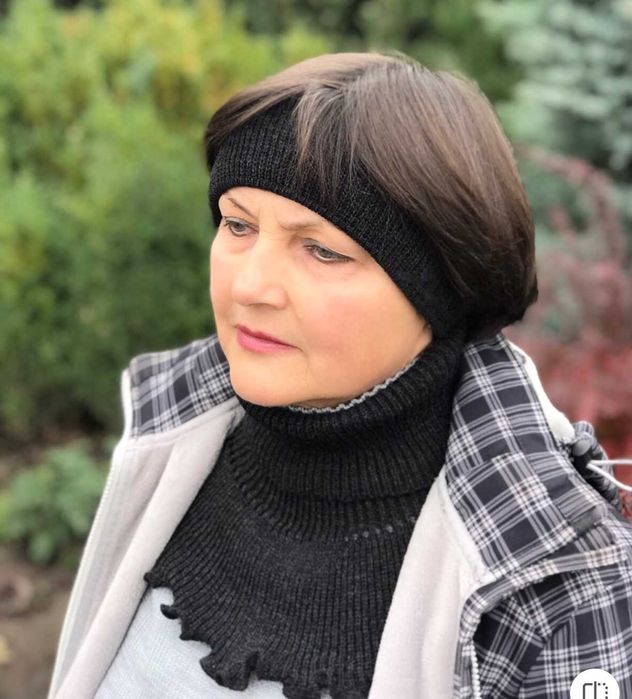 Манішка і пов'язка в'язані, комплект.