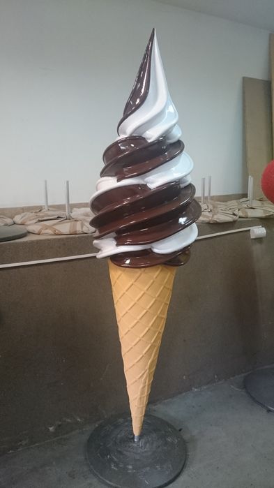 Makiety  reklamowe - lodów  wys.200 cm