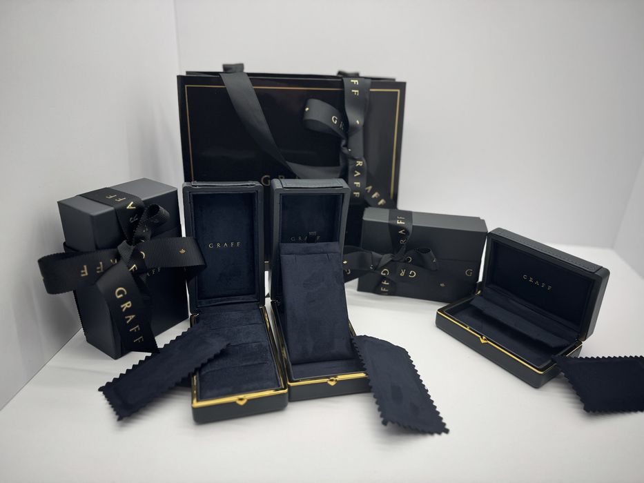 Фірмовий комплект під підвіс або сережки Graff Графф.Новий.