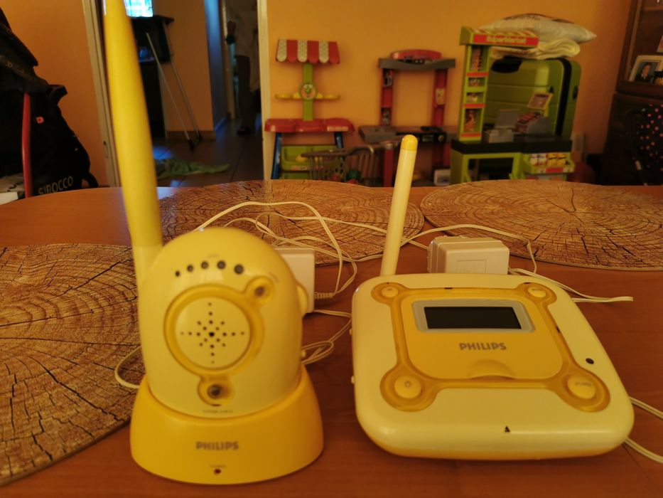 Niania elektroniczna firmy philips.